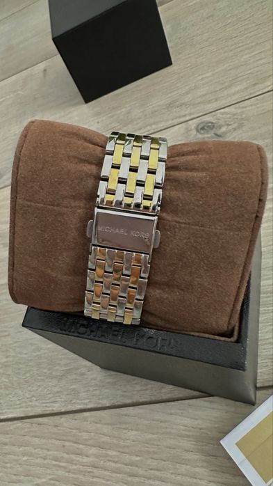 Michael Kors дамски часовник като нов, с кутия