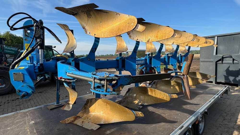 Lemken Europal 8 . Case Puma, John Deere , Claas Arion, Belarus.