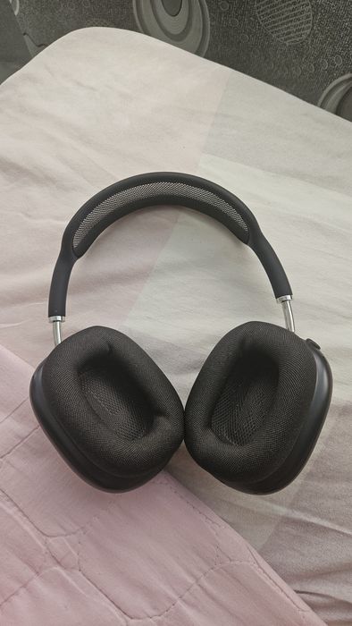 AirPods Max наушники