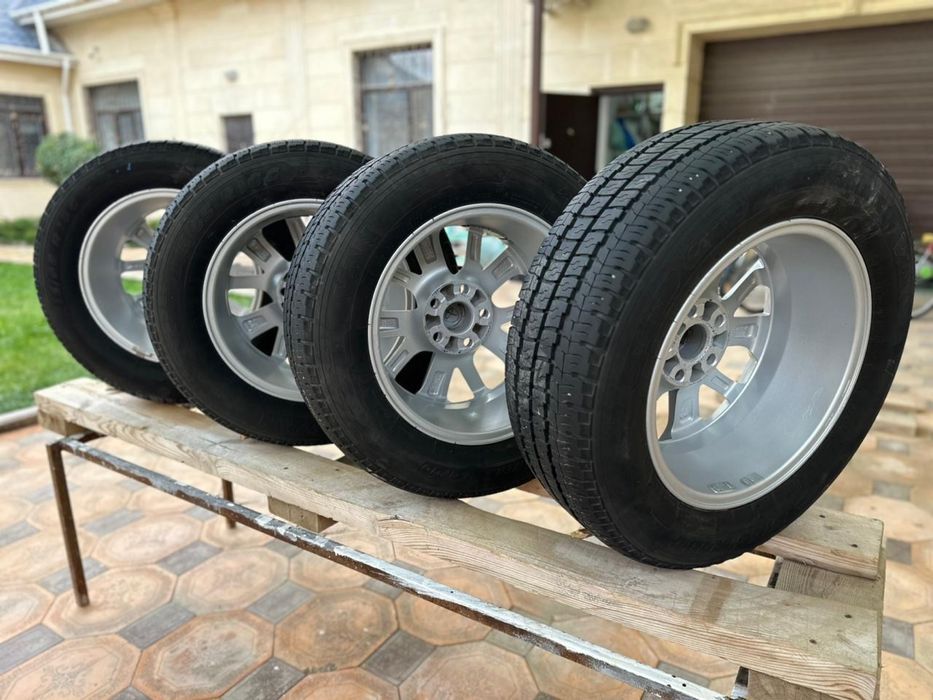 Продается 215/65 R16