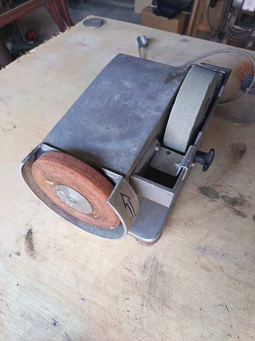 Polizor electric