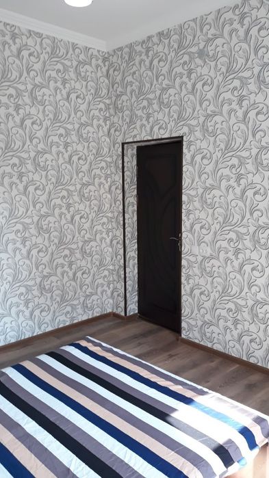 1-комнатная переделанная в 2, Новомосковская.