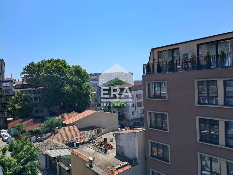 Продава се Тристаен апартамент в Варна, Погреби - 96 кв.м за 1844 €/кв.м - Снимка #11