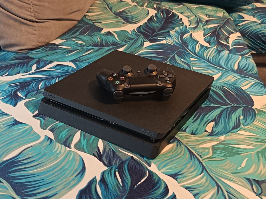 PlayStation 4 1 tb