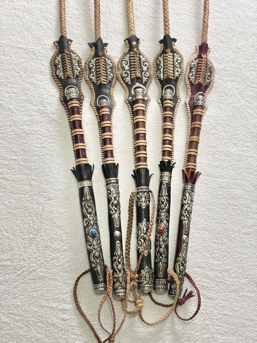 Қамшы, қолдан жасалған