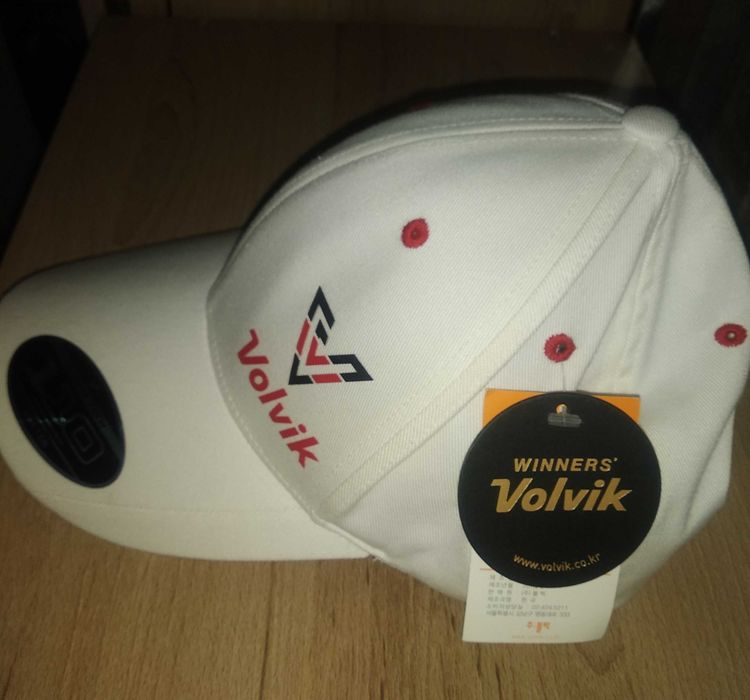 Кепка новая привезённая