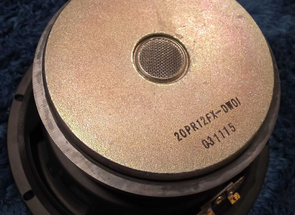 Difuzor 8” 21cm woofer, Model: 20PR12FX-DW01 nou, folosita in boxe precum Quadral Magnat Canton