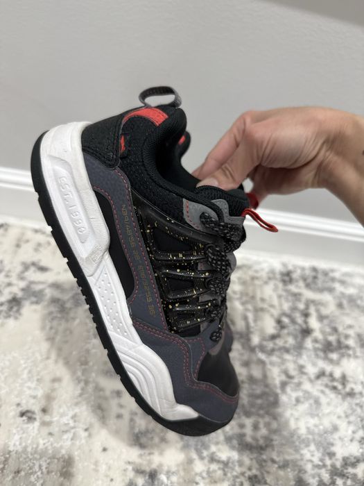 Продается обувь для мальчиков, оригинал. Размер 34