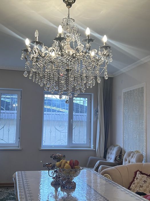 Люстра и 2 бра