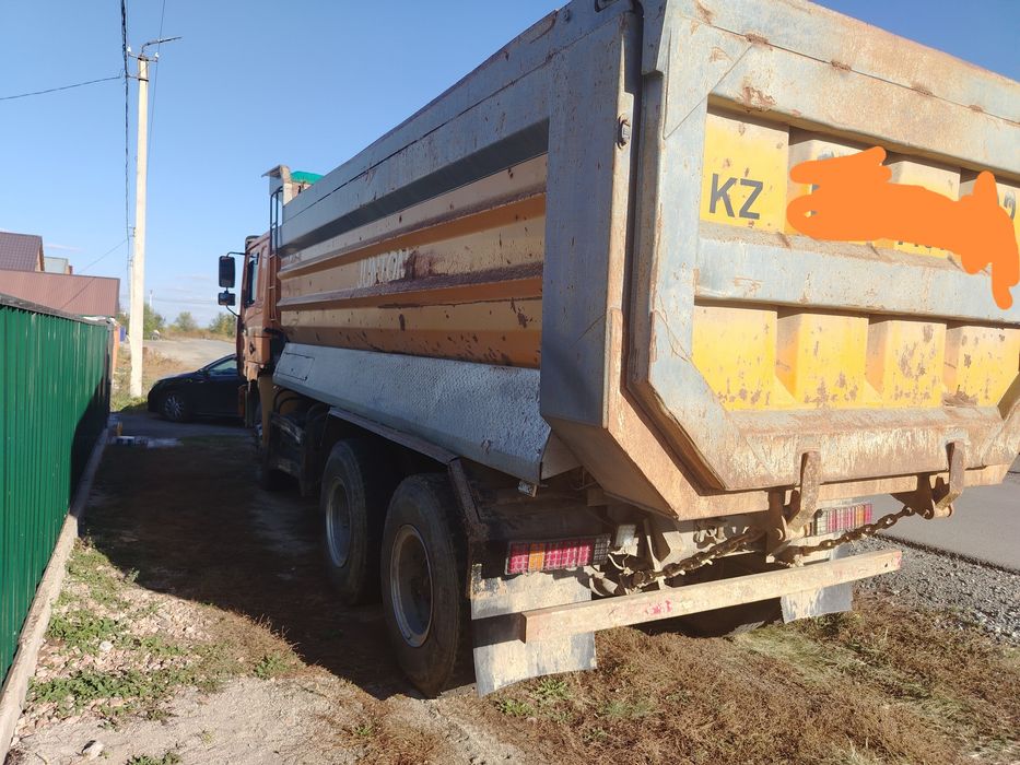 Продам самосвал Шахман