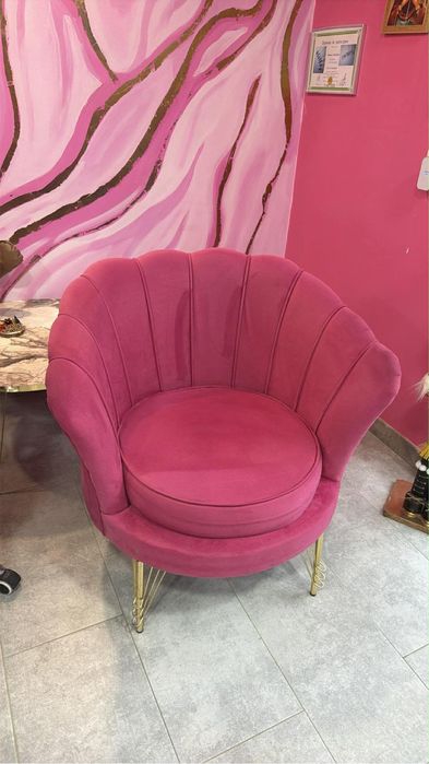 Vând set,canapea cu 2 fotolii