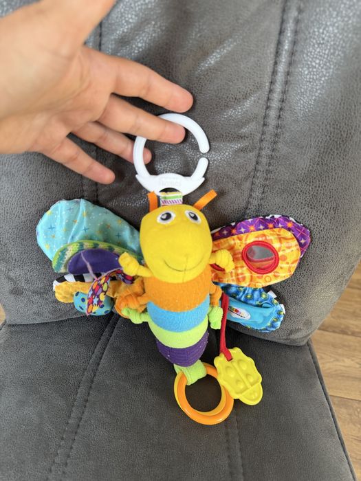Бебешки играчки- fisher price, tiny love, babyFehn и жирафчето софи