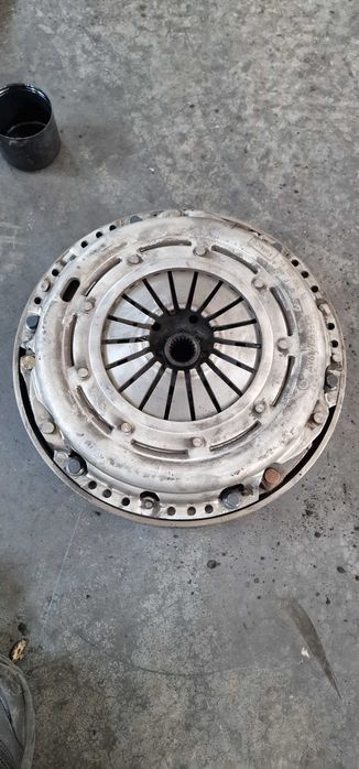 Volanta cu Kit Ambreiaj Ford Focus 3 C Max 1.6 tdci 115CP  6+1Viteze