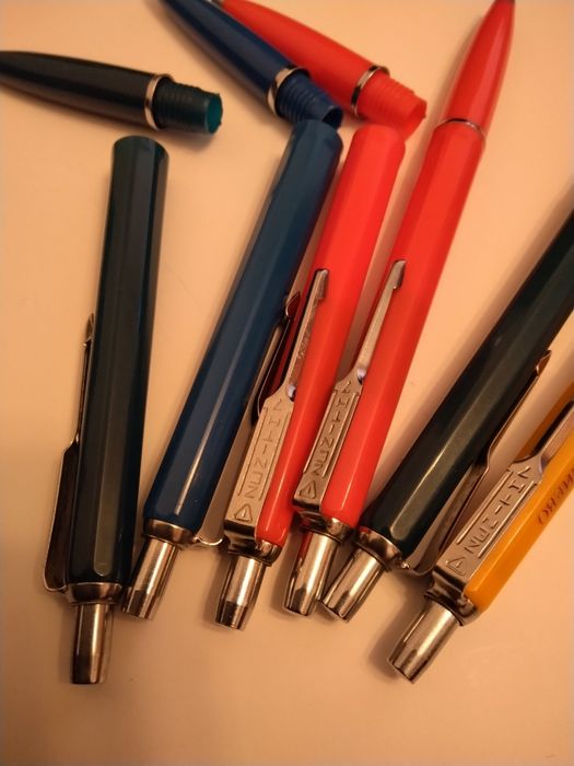 Продавам нови автоматични химикалки Zenith 7 от времето на 1985 г.