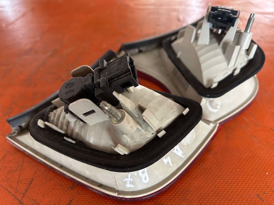 Stop spate Hayon Audi A4 B7 Combi