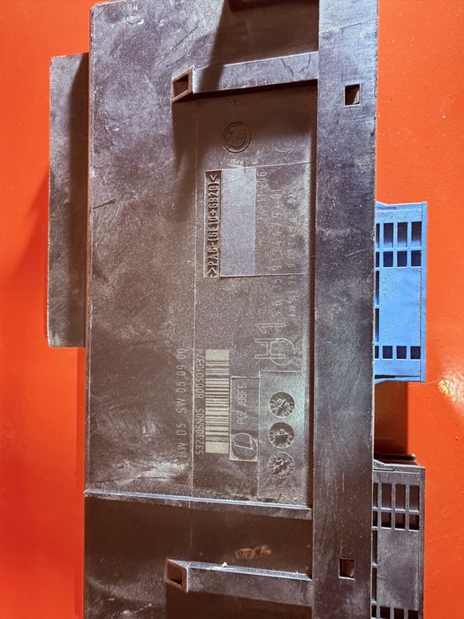 Комфортен модул за BMW E9x, E8x, F10, F11