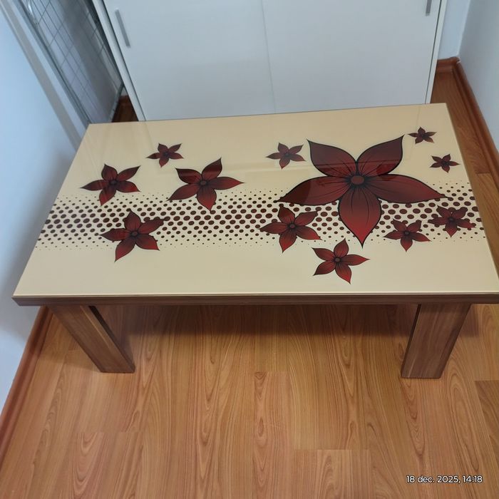 Vând măsuță de cafea