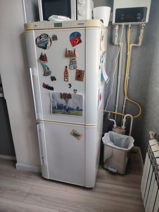 Холодильник б/у рабочий