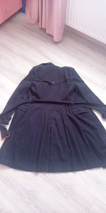 Cardigan,trench  superb marimea L