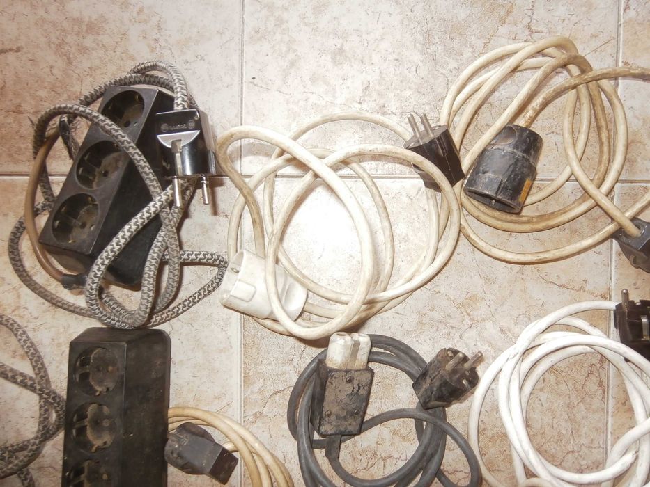 Ел.материали удължители,разклонители