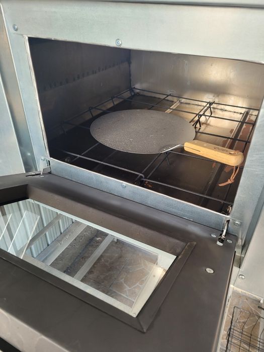 Vand cuptor nou pizza ,cozonac sau fripturi