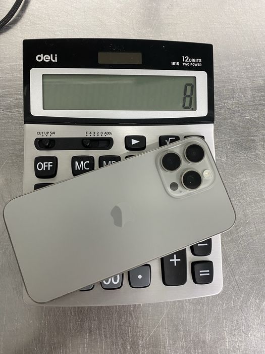 Iphone 15 Pro Max продается