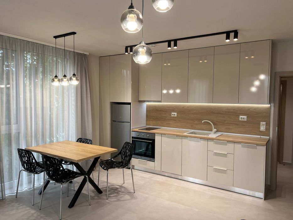 Дава се под наем Двустаен апартамент в София, Обеля - 65 кв.м за 640 € - Снимка #2