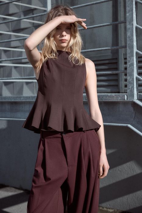 Топ Zara, S, кафяв, тип пеплум, нов