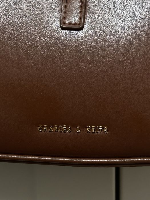 Сумка Charles Keith