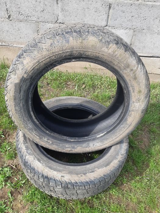 Продам шины б/у...