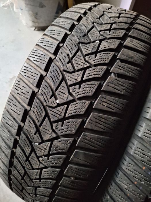 2 Anvelope de iarnă  205 55 r16 Dunlop