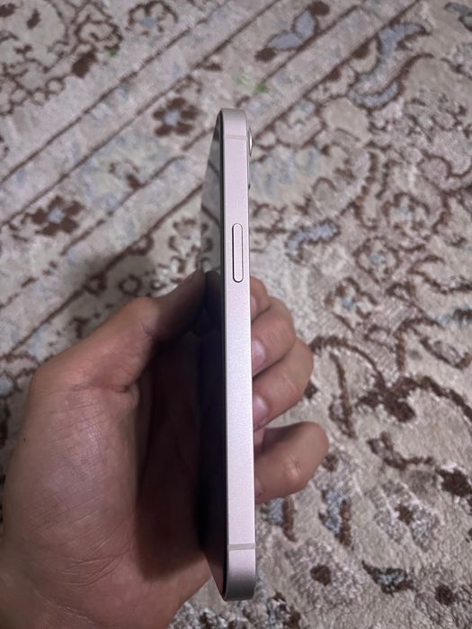 Айфон 13 256гб..