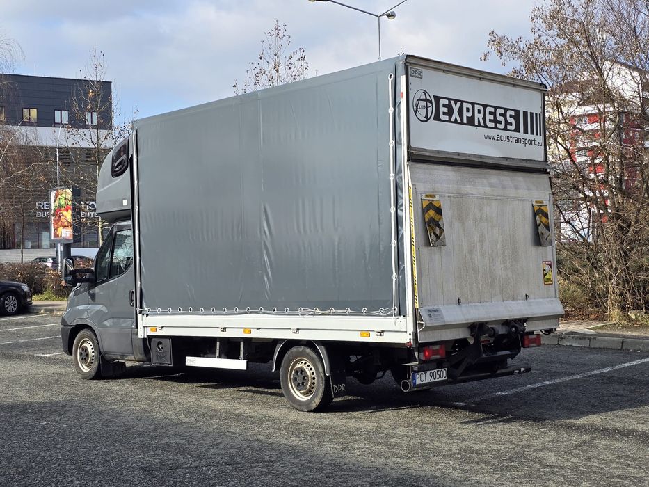 Vând Iveco Daily 35 S 18 cu lift
