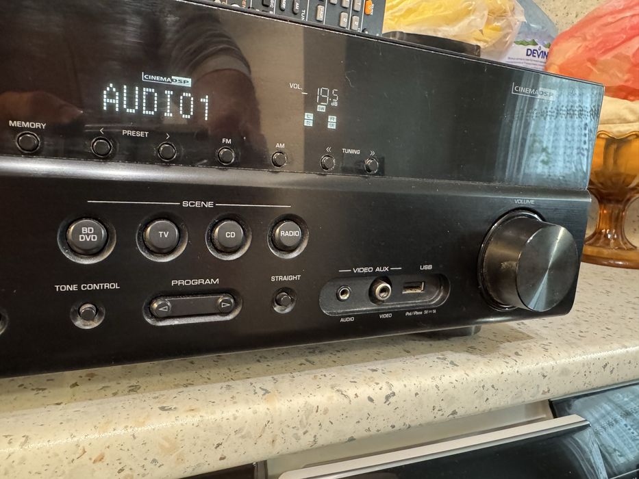 Yamaha HTR-3065 ресивър USB