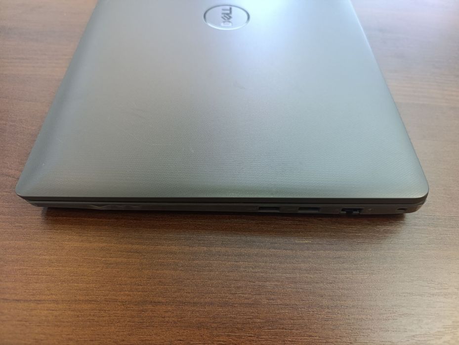 Dell Latitude 3550 / 16 GB / 512 GB  NVME SSD