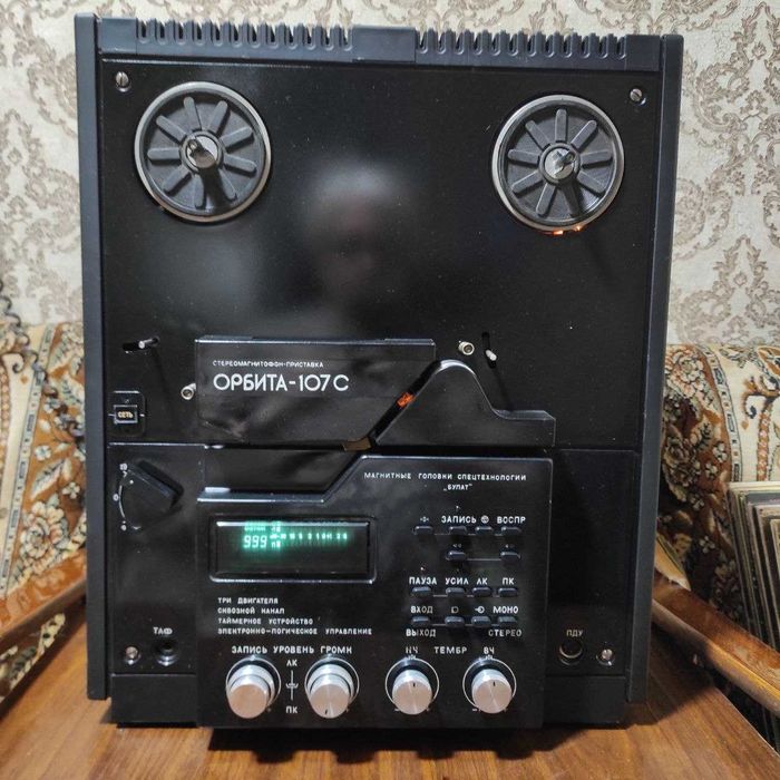 Катушечный магнитофон Орбита 107