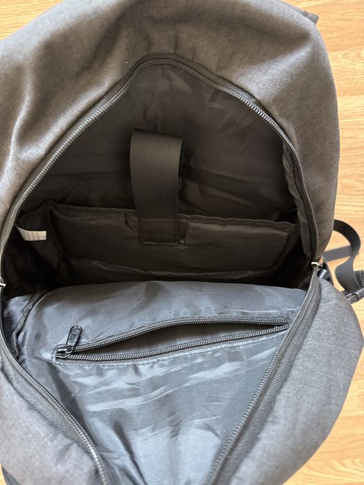 Раница Kono за лаптоп с usb порт, водоустойчива