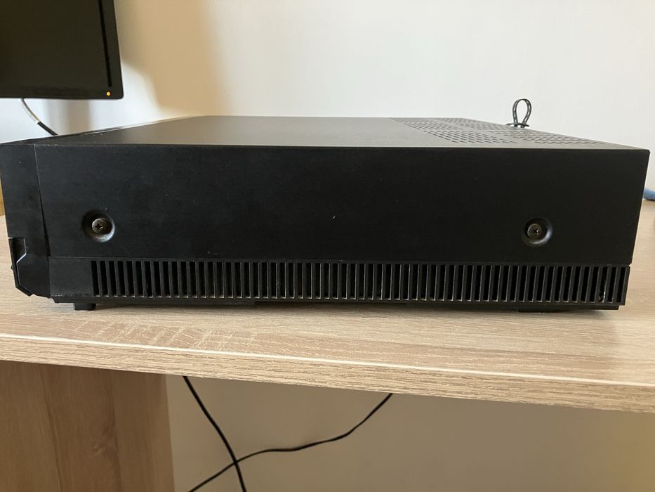 Видеокасетофон Aciko Model NO: AVR4