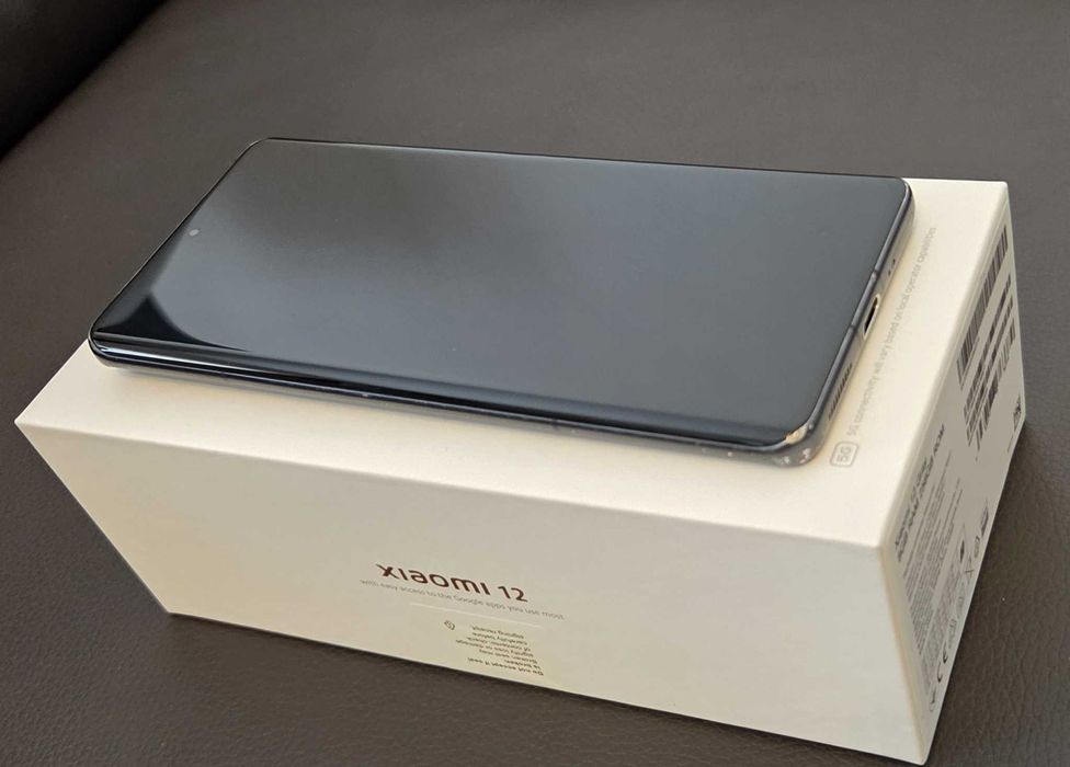 Xiaomi 12 256GB rom 8Gb ram
