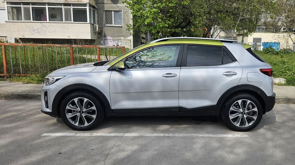 Kia Stonic 2019 1.4 бензин автоматик