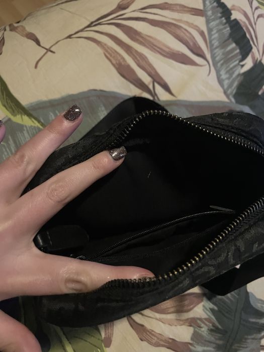 Мъжка чанта с дълга дръжка