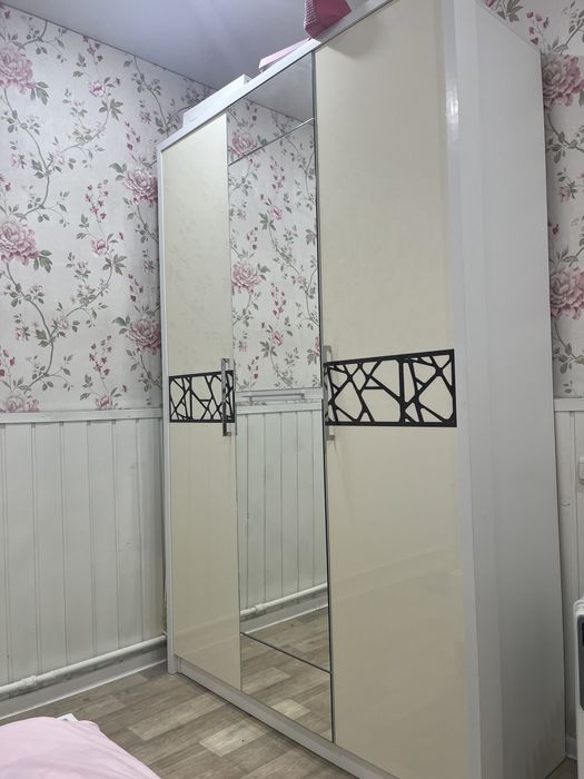 Продам Спальный гарнитур