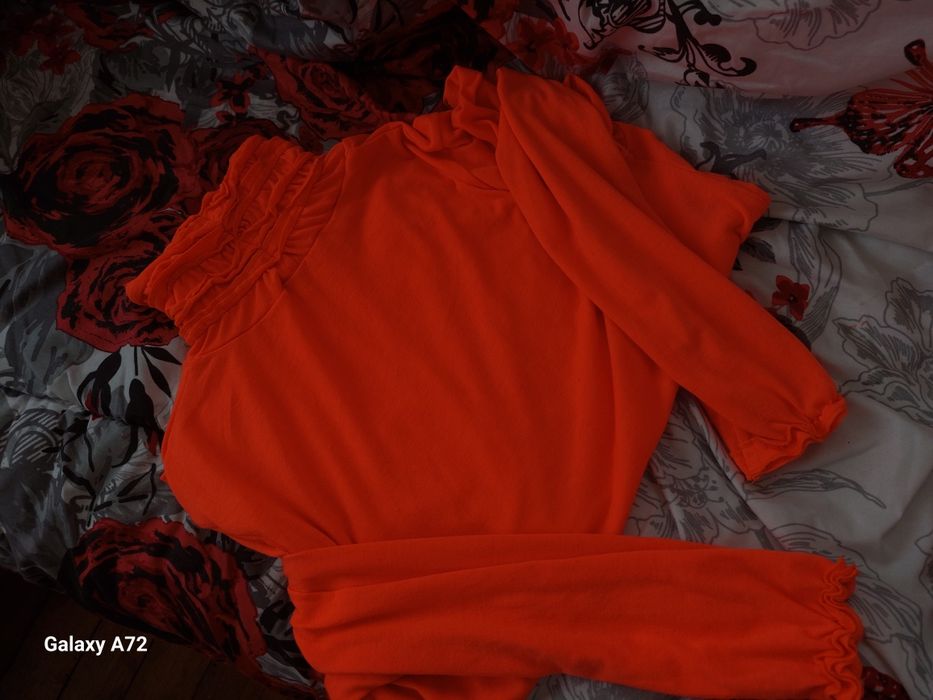 Дамски блузки s размер