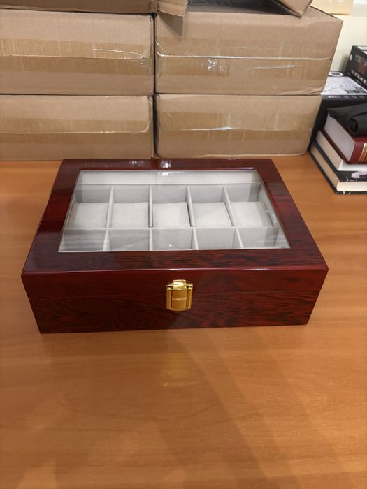 Чисто Нова Кутия за часовници (10) от дърво