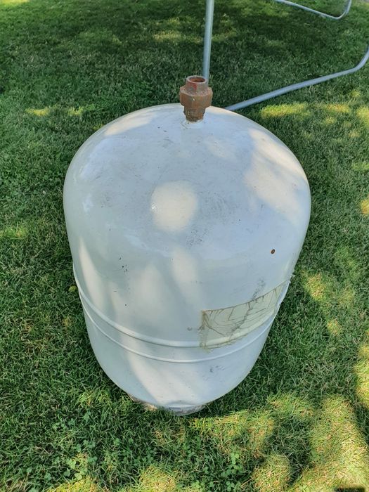 Vas expansiune  100L