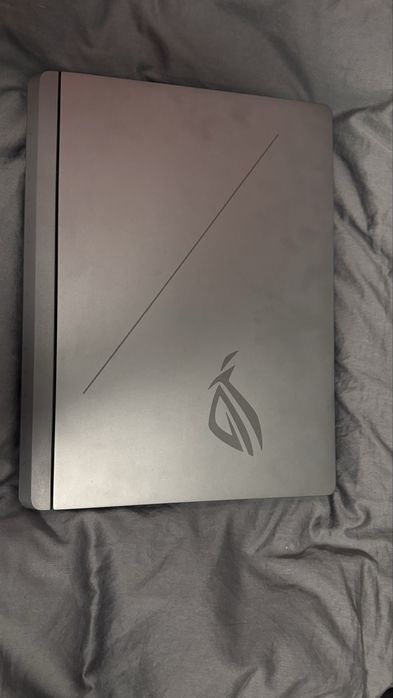 Asus Rog strix G16