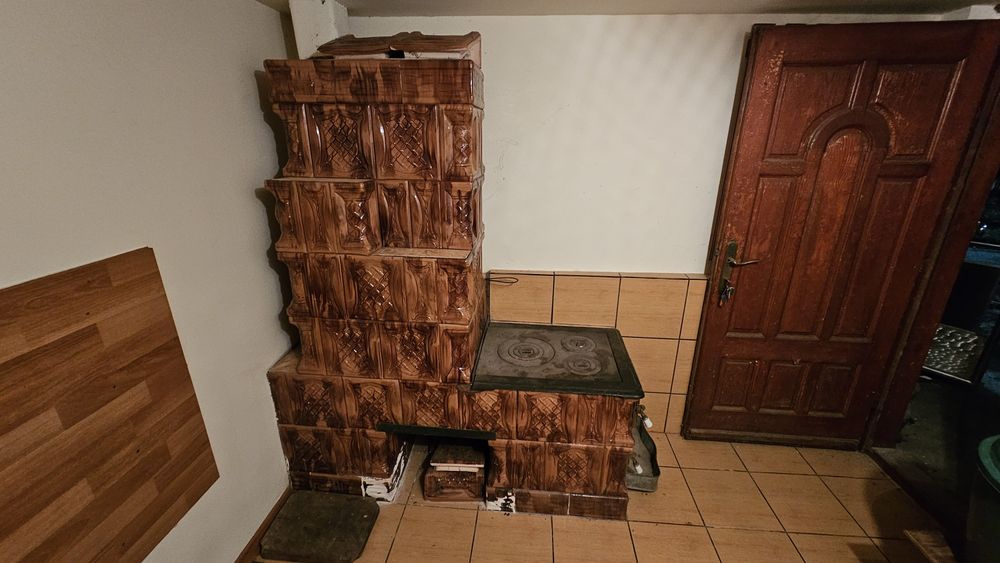 Vand mai multe tipuri de sobe