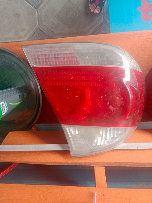 Продам задний фар 30 35 ка