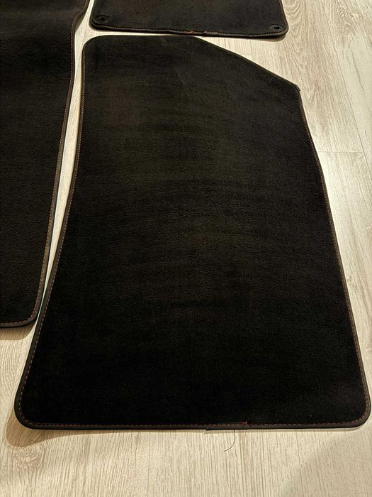 Мокетни стелки за PEUGEOT 508 SW (комби) 2010 - 2018 с червен шев Пежо