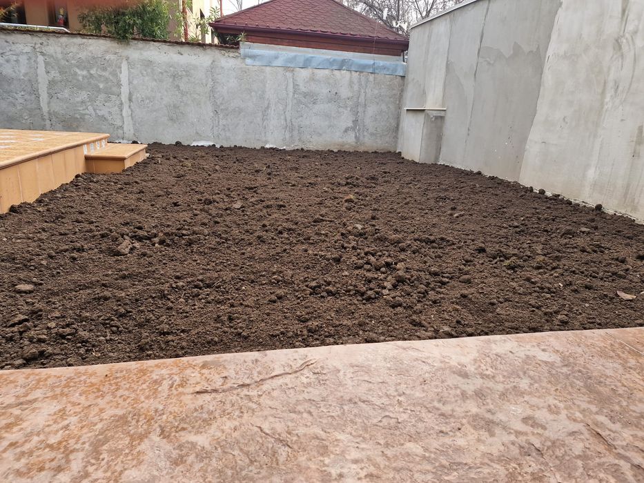 Pământ de umplutura , negru vegetal